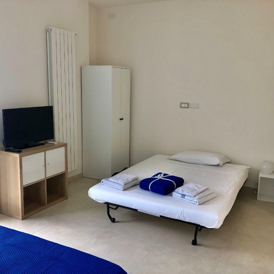 Taormina Wonderful Solarium Apartment Giardini Naxos Bagian luar foto