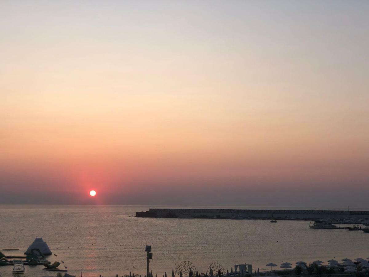 Taormina Wonderful Solarium Apartment Giardini Naxos Bagian luar foto