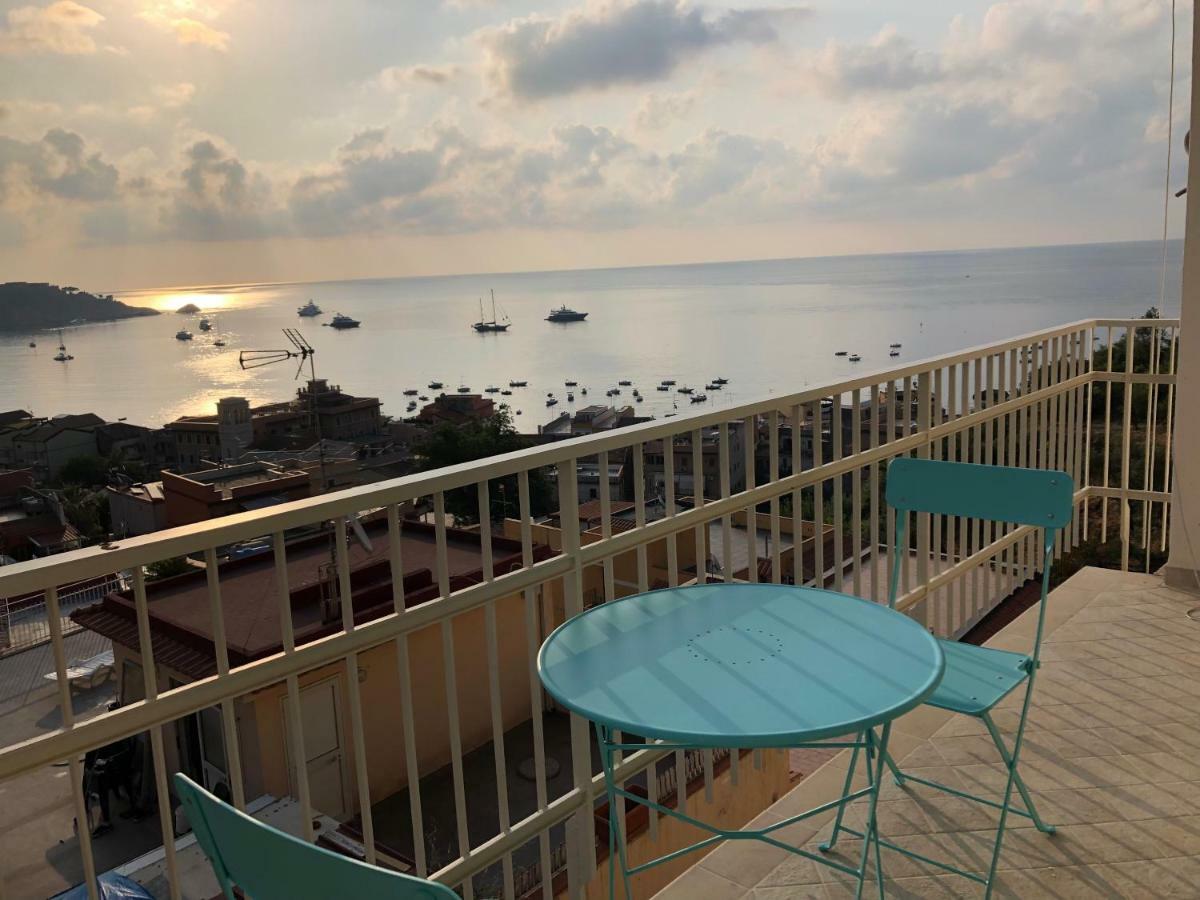 Taormina Wonderful Solarium Apartment Giardini Naxos Bagian luar foto
