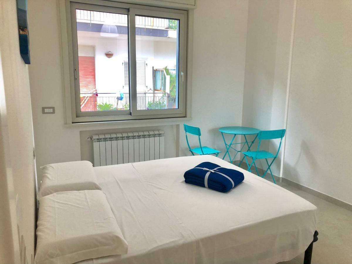 Taormina Wonderful Solarium Apartment Giardini Naxos Bagian luar foto